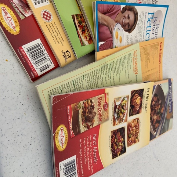 Lot of 9 Vintage Betty Crocker Pillsbury & More Mini Cookbook Pamphlets - Picture 9 of 13